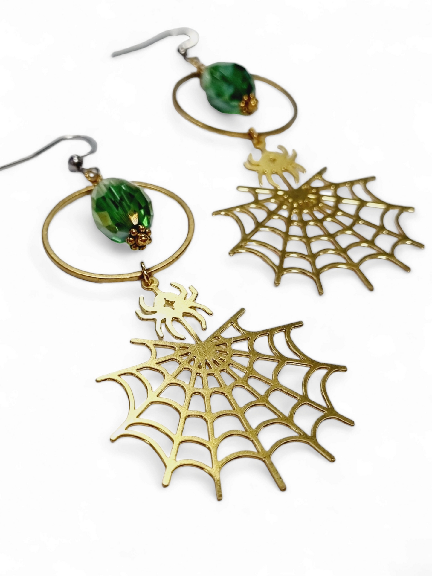 JenniMariaKyllikki korvakorut Spiderweb, vaaleanvihreä