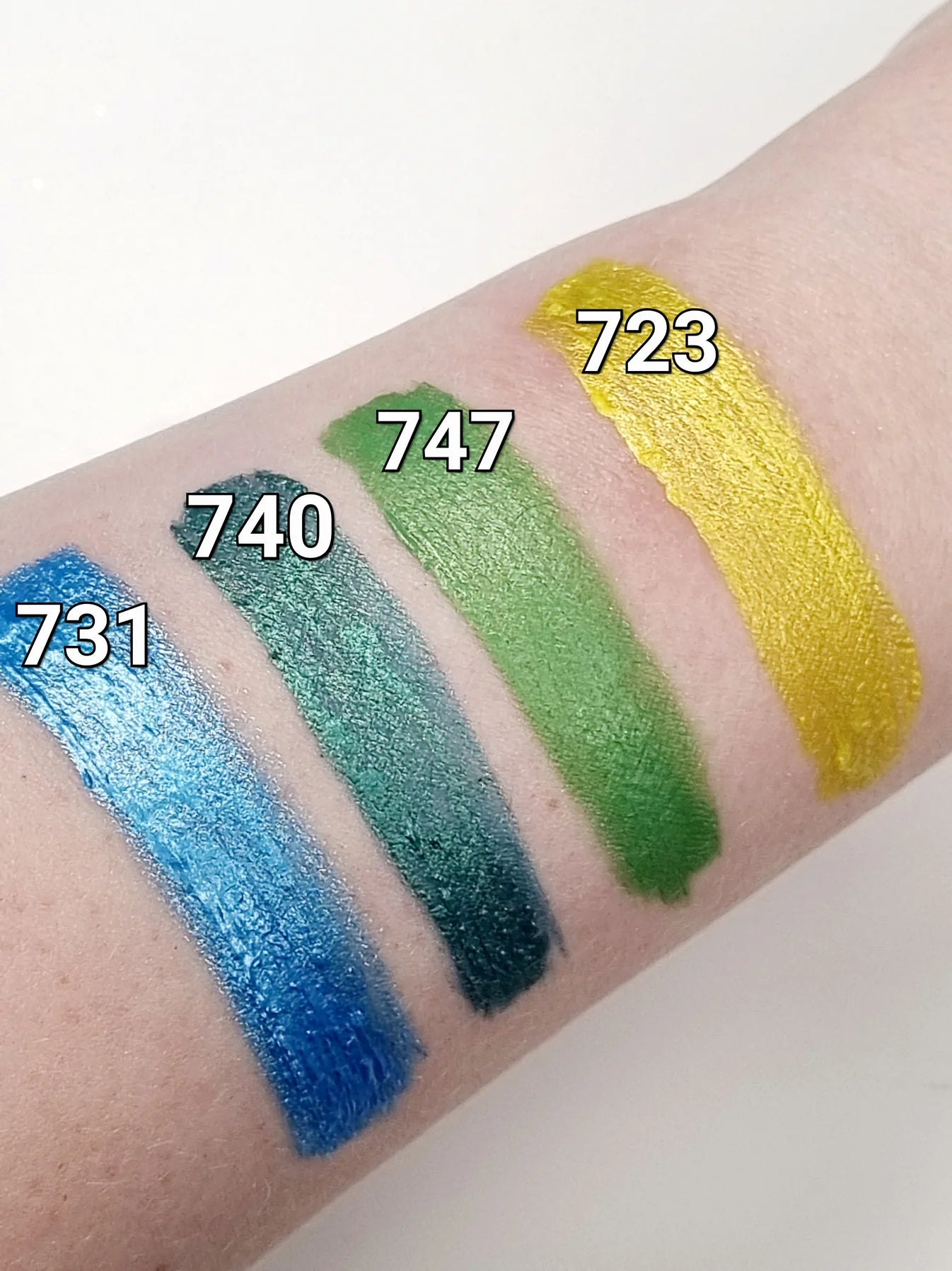 GRIMAS Liquid Make-up Pearl 731 taivaansininen, 20ml