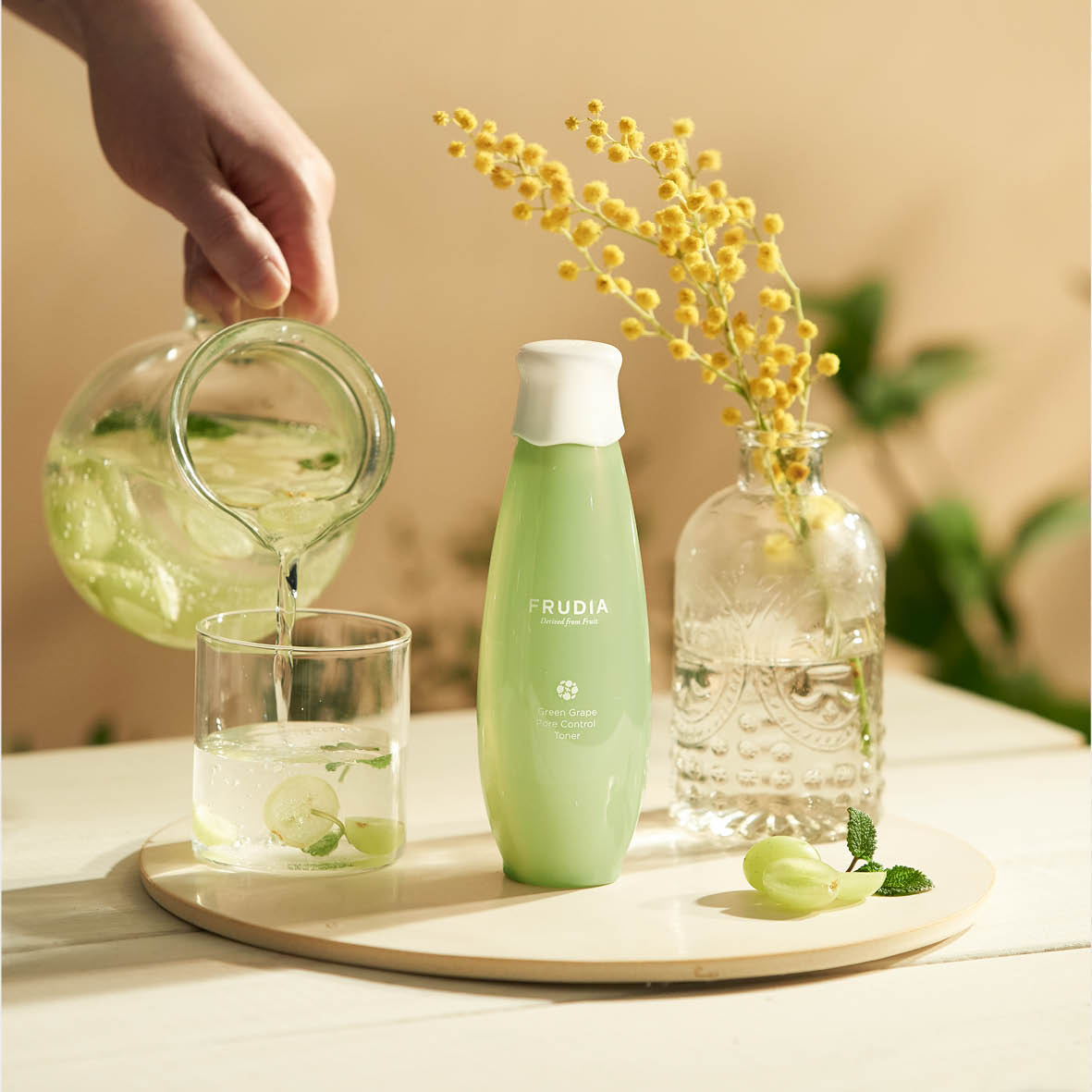 FRUDIA Green Grape Pore Control Toner (kasvovesi epäpuhtaalle iholle)