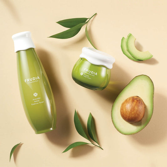 FRUDIA Avocado Relief Essence Toner (kasvovesi kuivalle ja herkälle iholle)