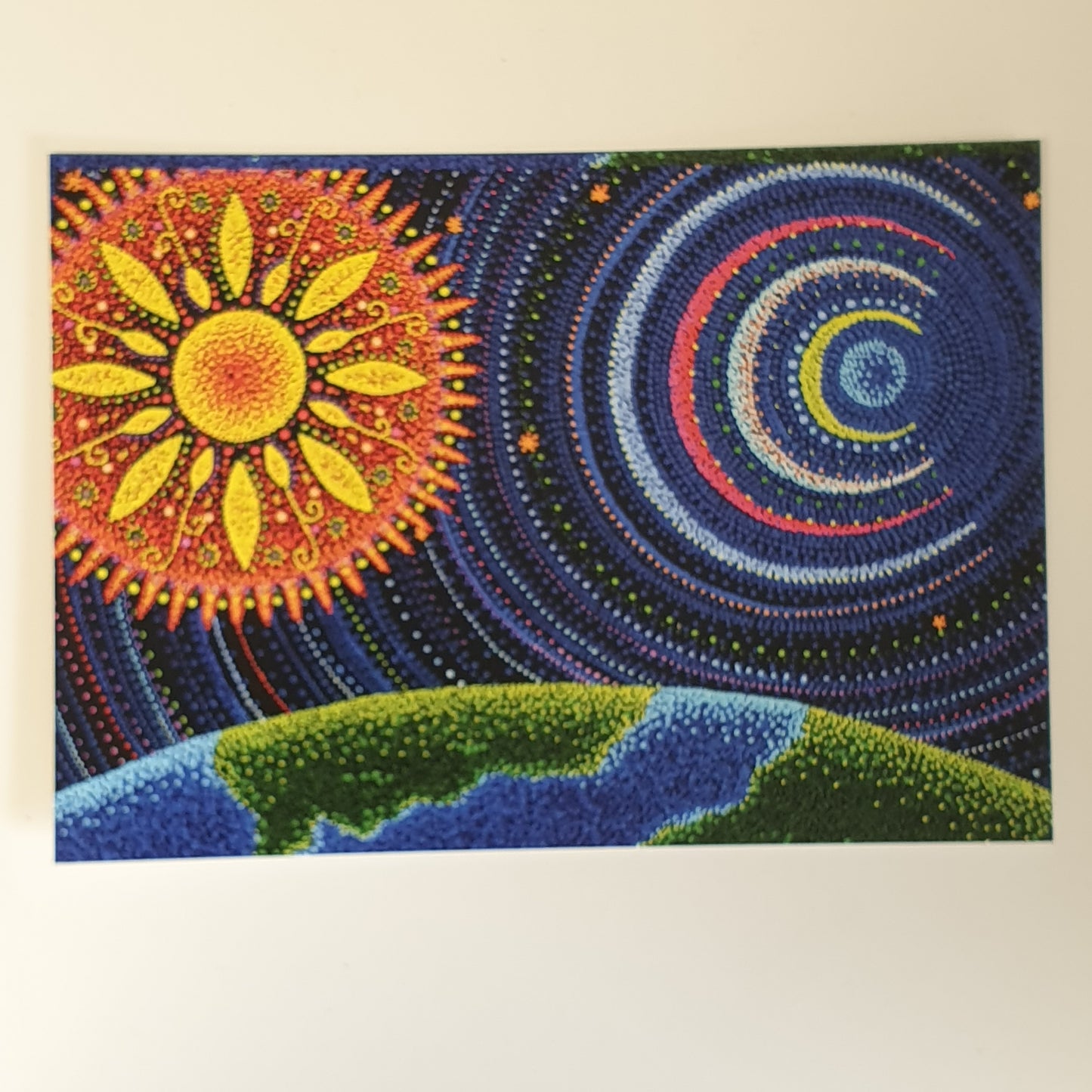 Leinoart maa, kuu ja aurinko-kortti