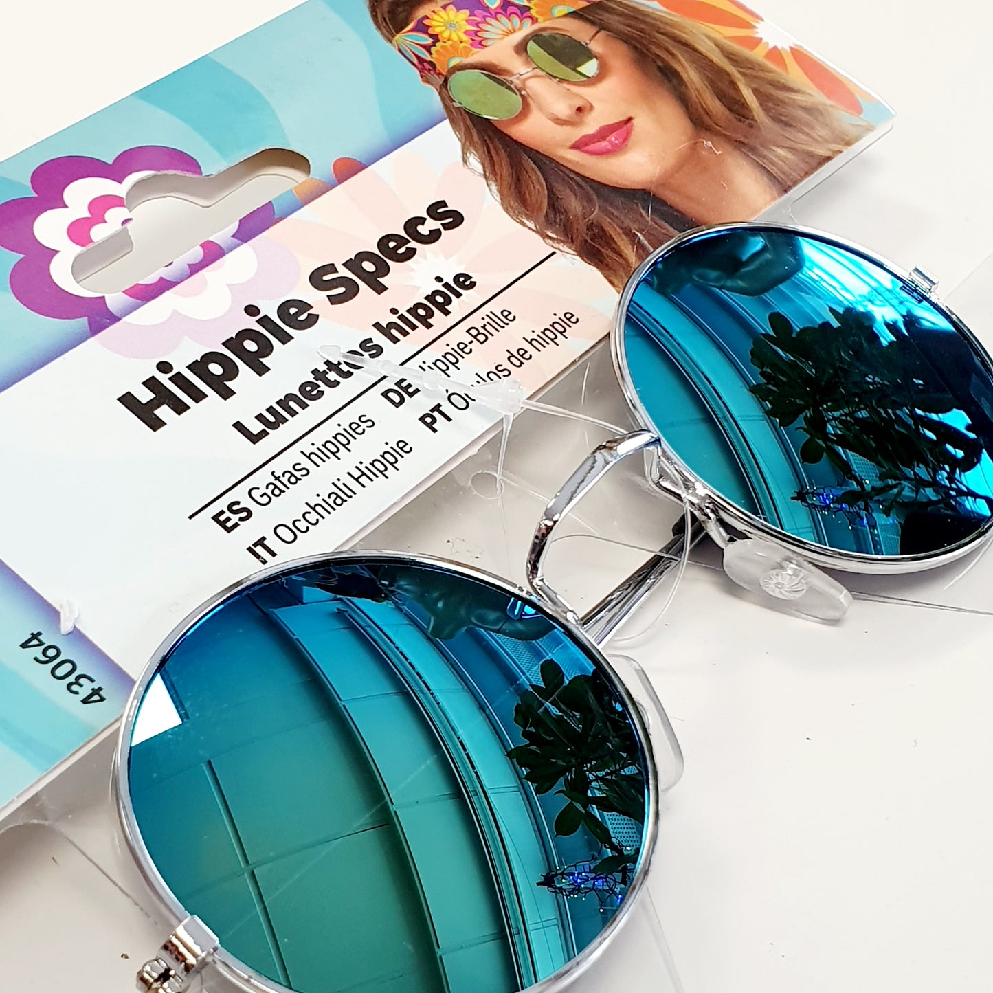Hippilasit peilipinnalla Oilslick
