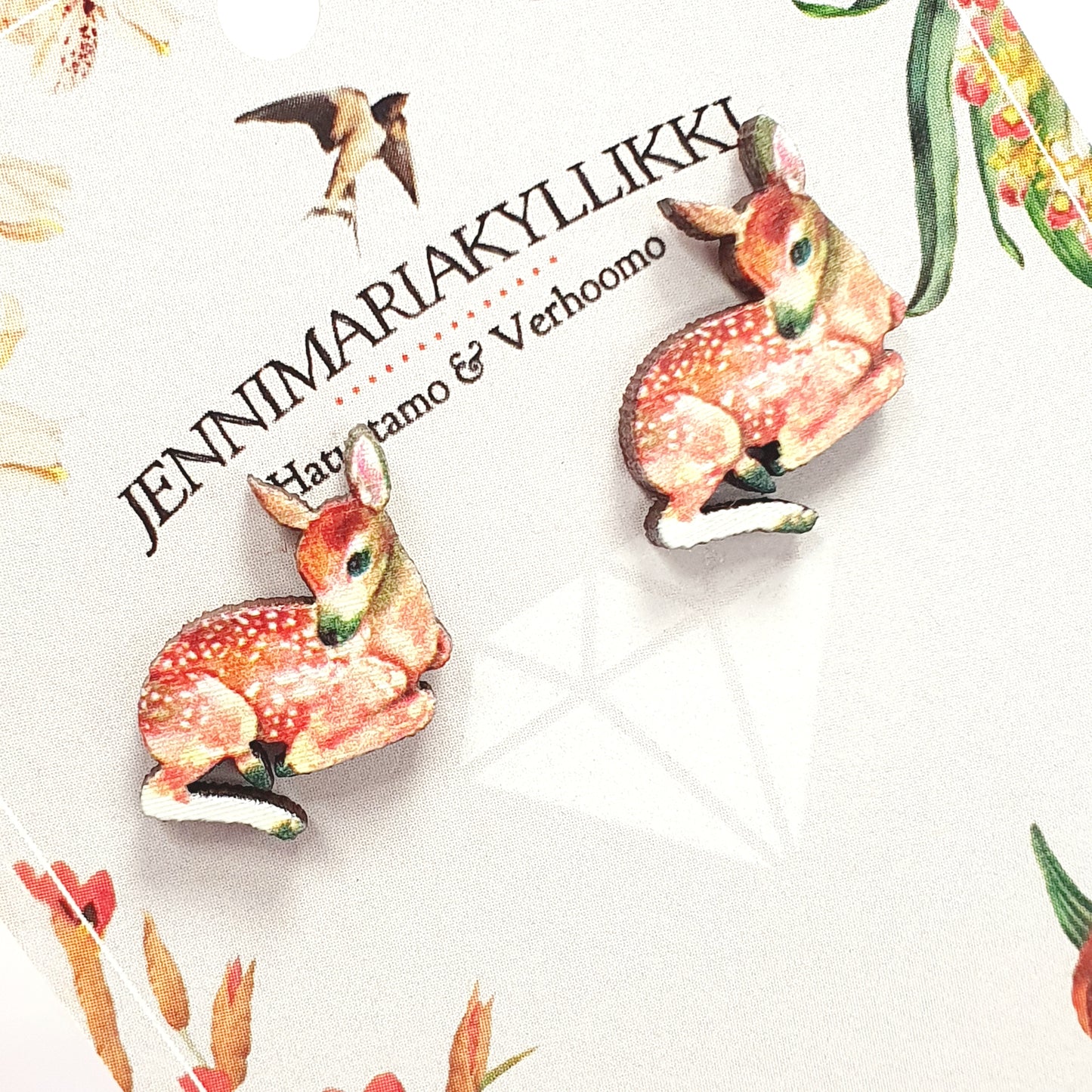 JenniMariaKyllikki nappikorvakorut Täpläkauris