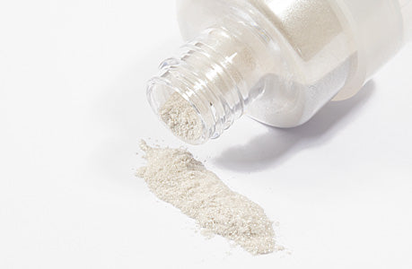 GRIMAS Pearlite (hohdepuuteri) 702, glittervalkoinen