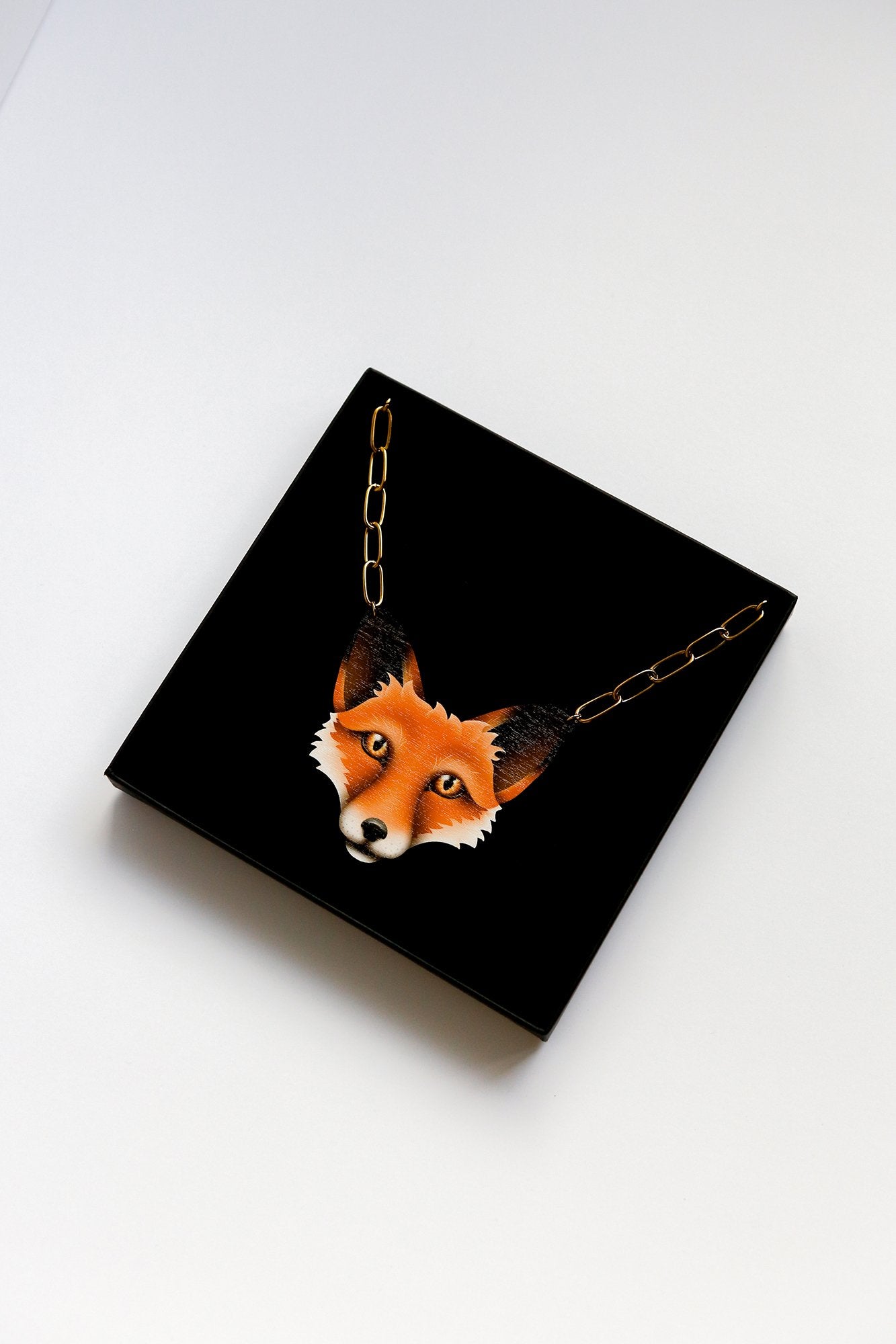 Sola Visuals kaulakoru Kettu