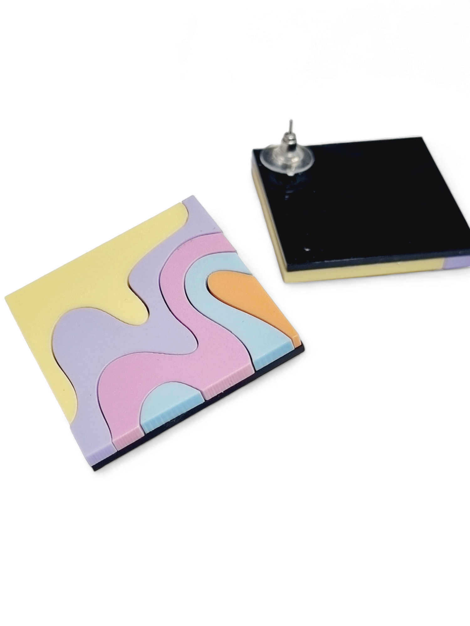 Funk Da Queen korvakorut Flux Square