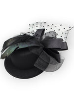 Minihattu hunnulla Gothic Deluxe, rusetti