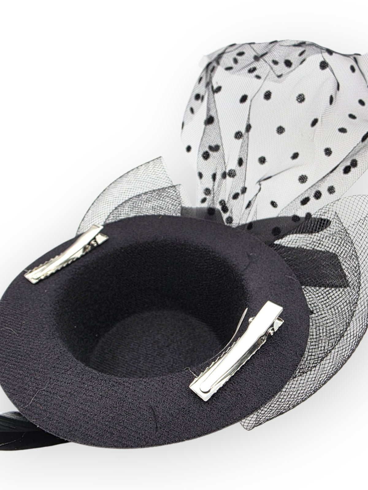 Minihattu hunnulla Gothic Deluxe, rusetti