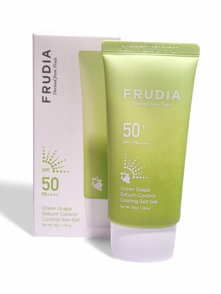 FRUDIA Green Grape Sebum Control Sun Gel SPF 50+ (kevyt geelimäinen aurinkovoide)
