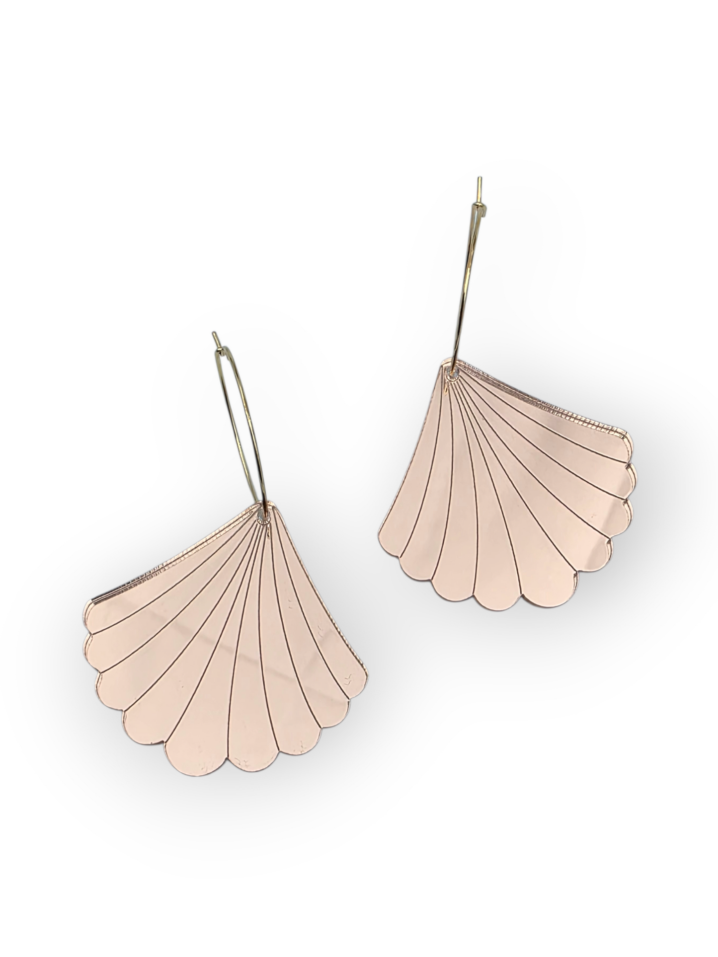 Ruffle Army korvakorut Big Seashell, rose gold