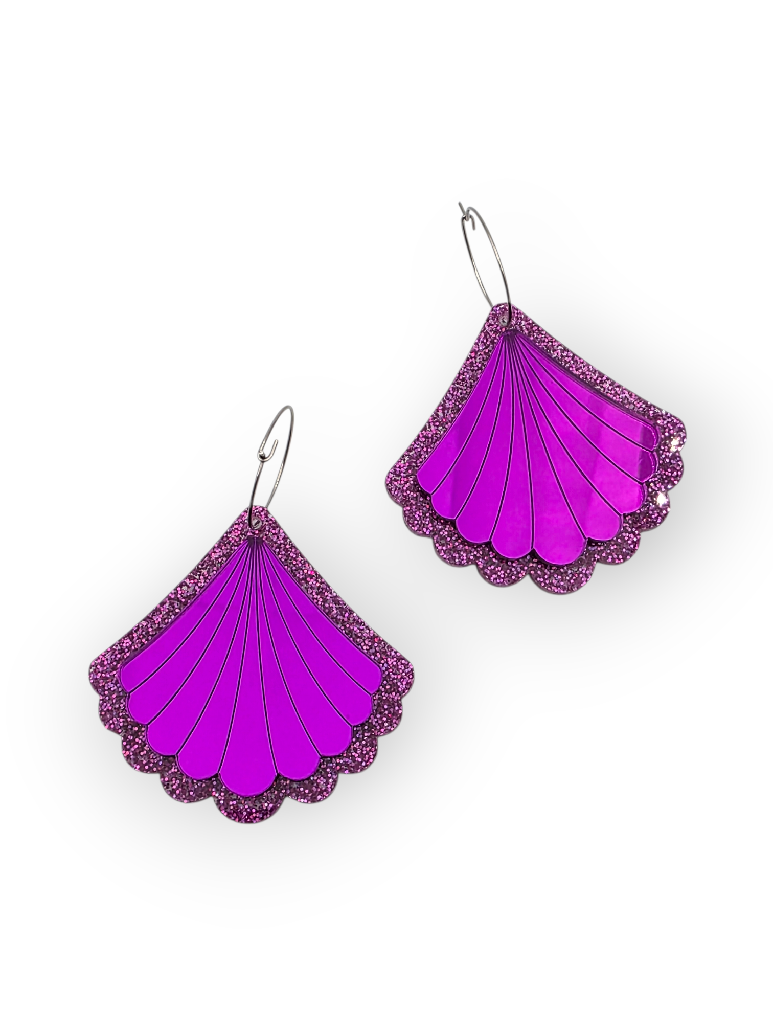 Ruffle Army korvakorut Super Shiny Seashell, magenta