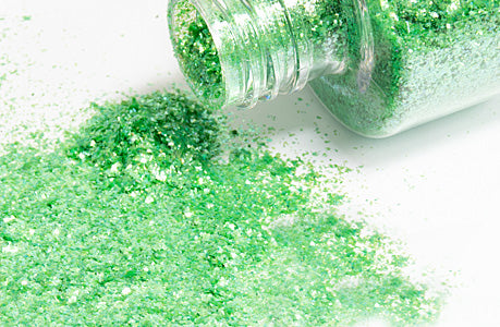 GRIMAS Crystal Flakes (biohajoava glitterhiutale) 740 Pixie Green