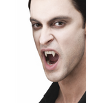 Vampyyrin hampaat + kiinnitysmassa