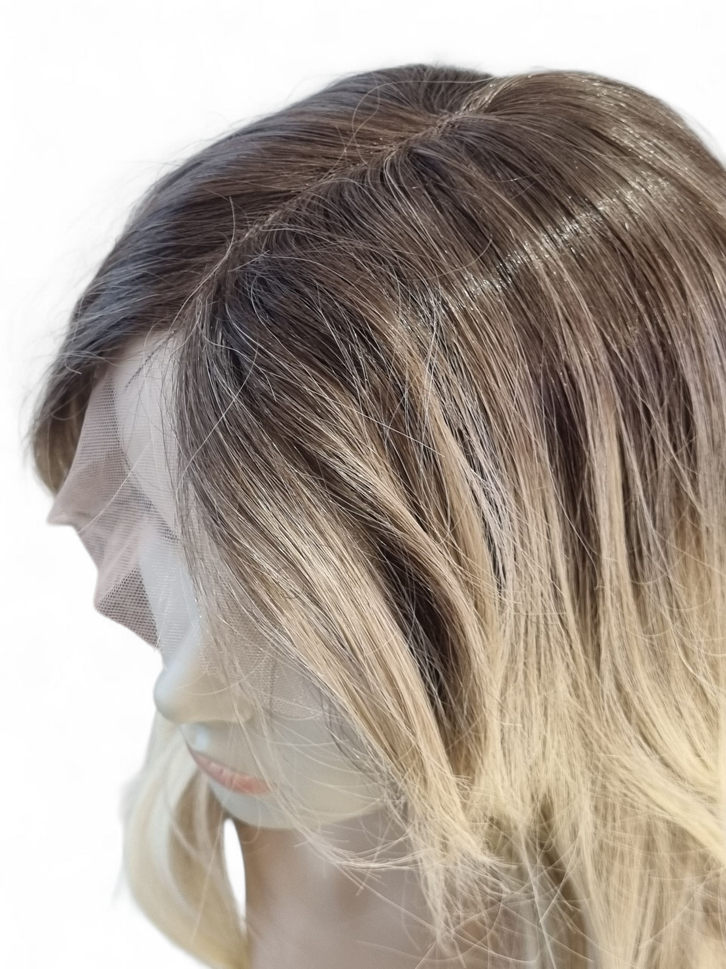 Lace front peruukki Alicia, natural blonde ombre
