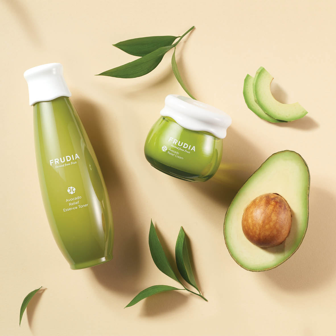 FRUDIA Avocado Relief Essence Toner (kasvovesi kuivalle ja herkälle iholle)
