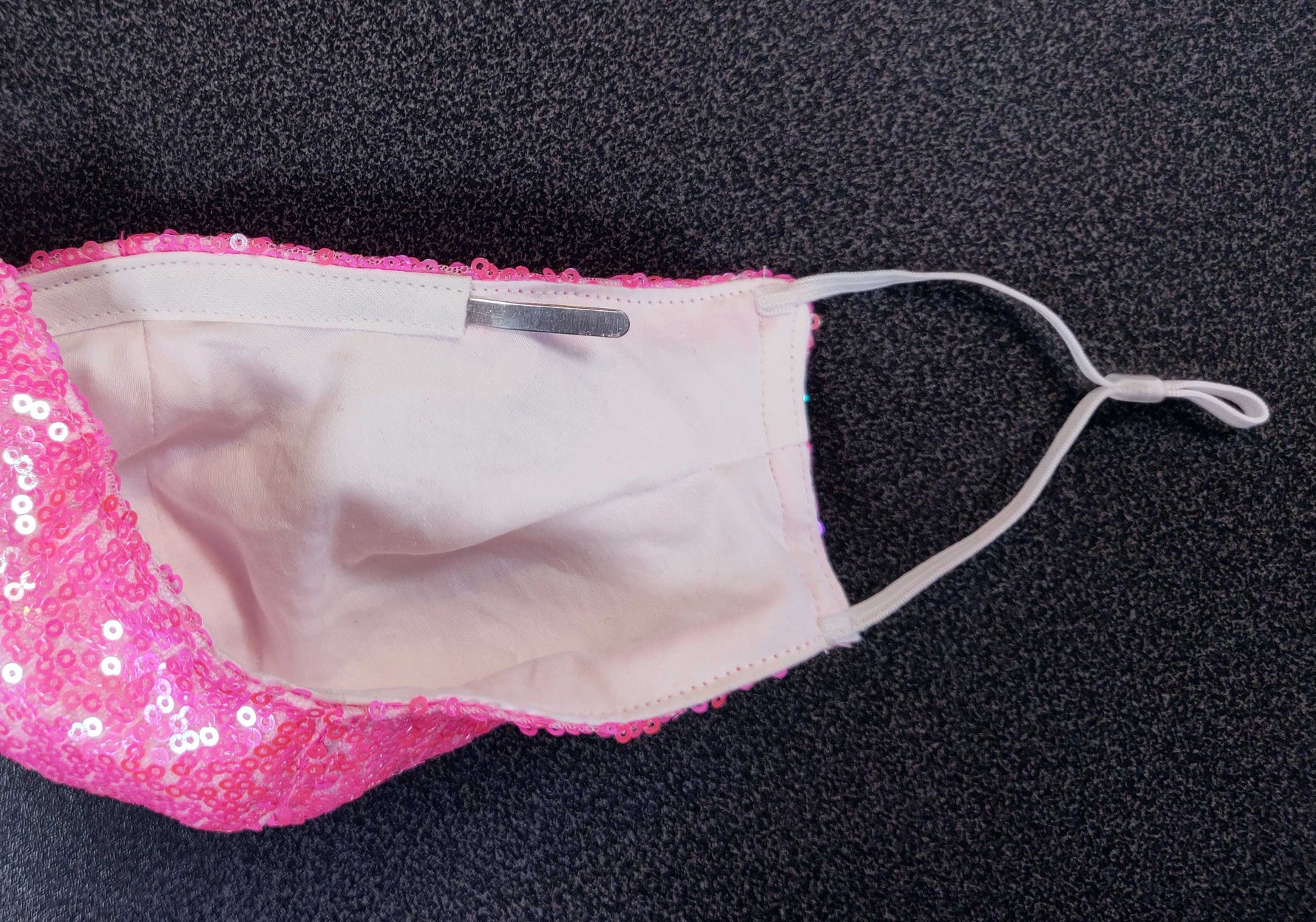 Frida Fiasko paljettimaski Candy Pink