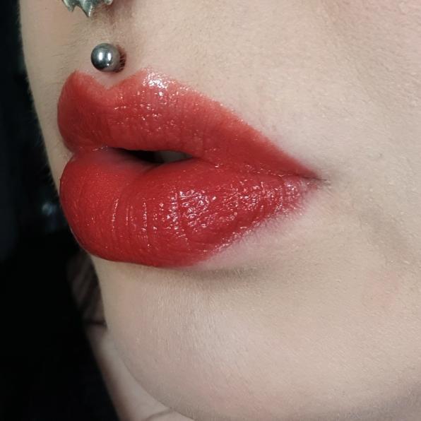 GRIMAS Lipgloss (huulikiilto) 14 Red Hot