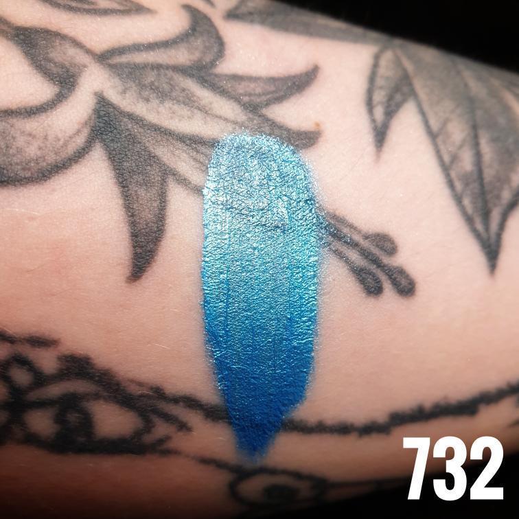GRIMAS Liquid Eyeshadow (luomiväri) 732 Bedazzling Blue